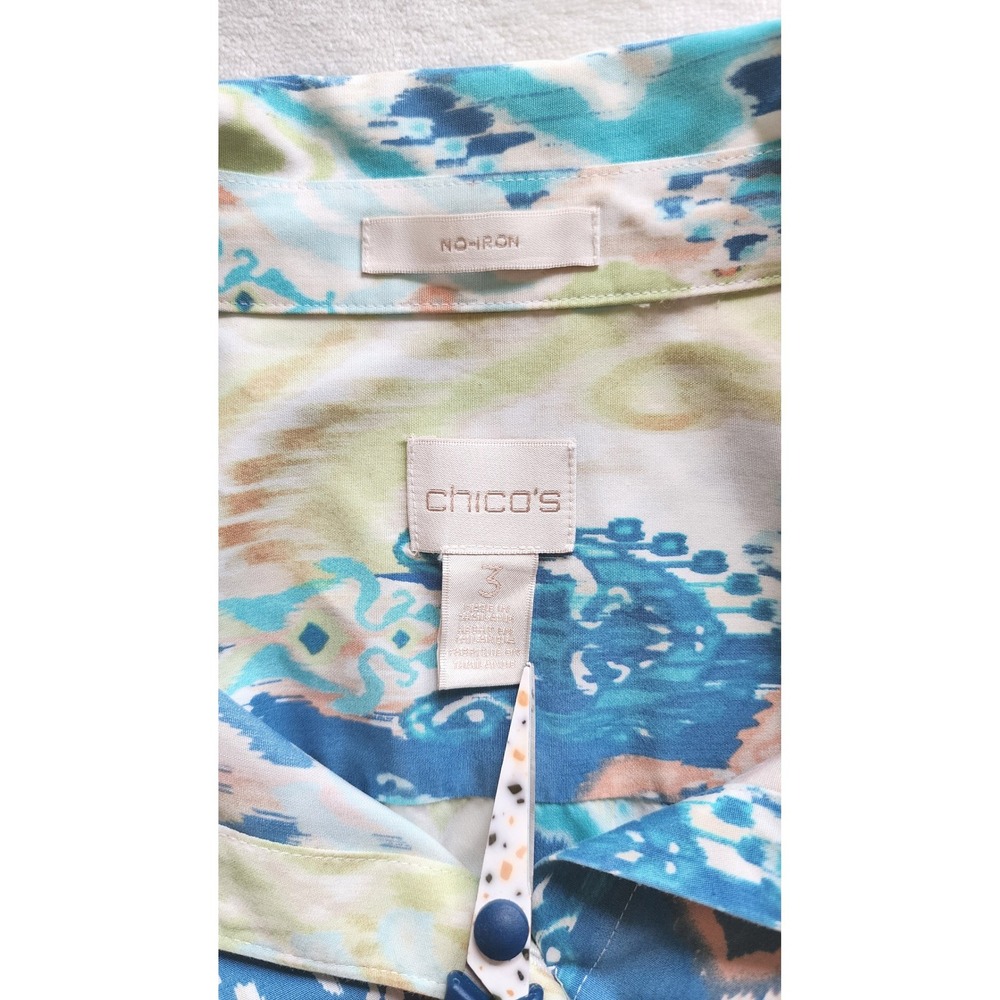 Chicos No Iron Ikat Print Button Front Roll Tab Shirt 3 Resort Vacation Coastal - Picture 5 of 6